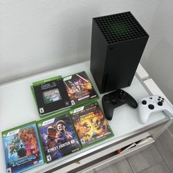 Xbox Series X Microsoft- Like New Usted 2/3 Times With Everything