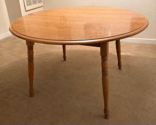 Vintage Early American Solid Wood Dining Set - 72" – Table with 8 Chairs & 2 Leaves