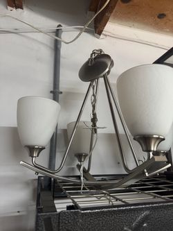 Light chandelier