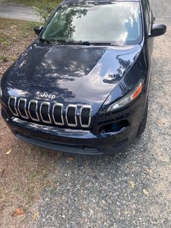 2016 Jeep Cherokee Sport