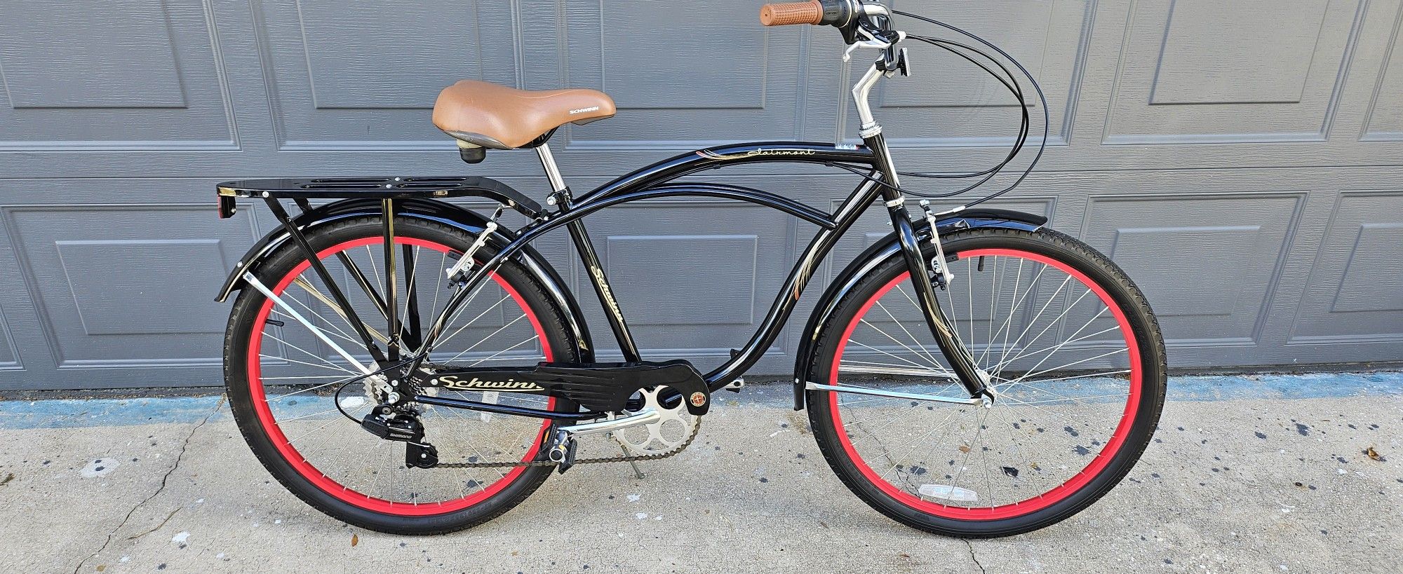 Schwinn Clairmont Cruiser Bike
