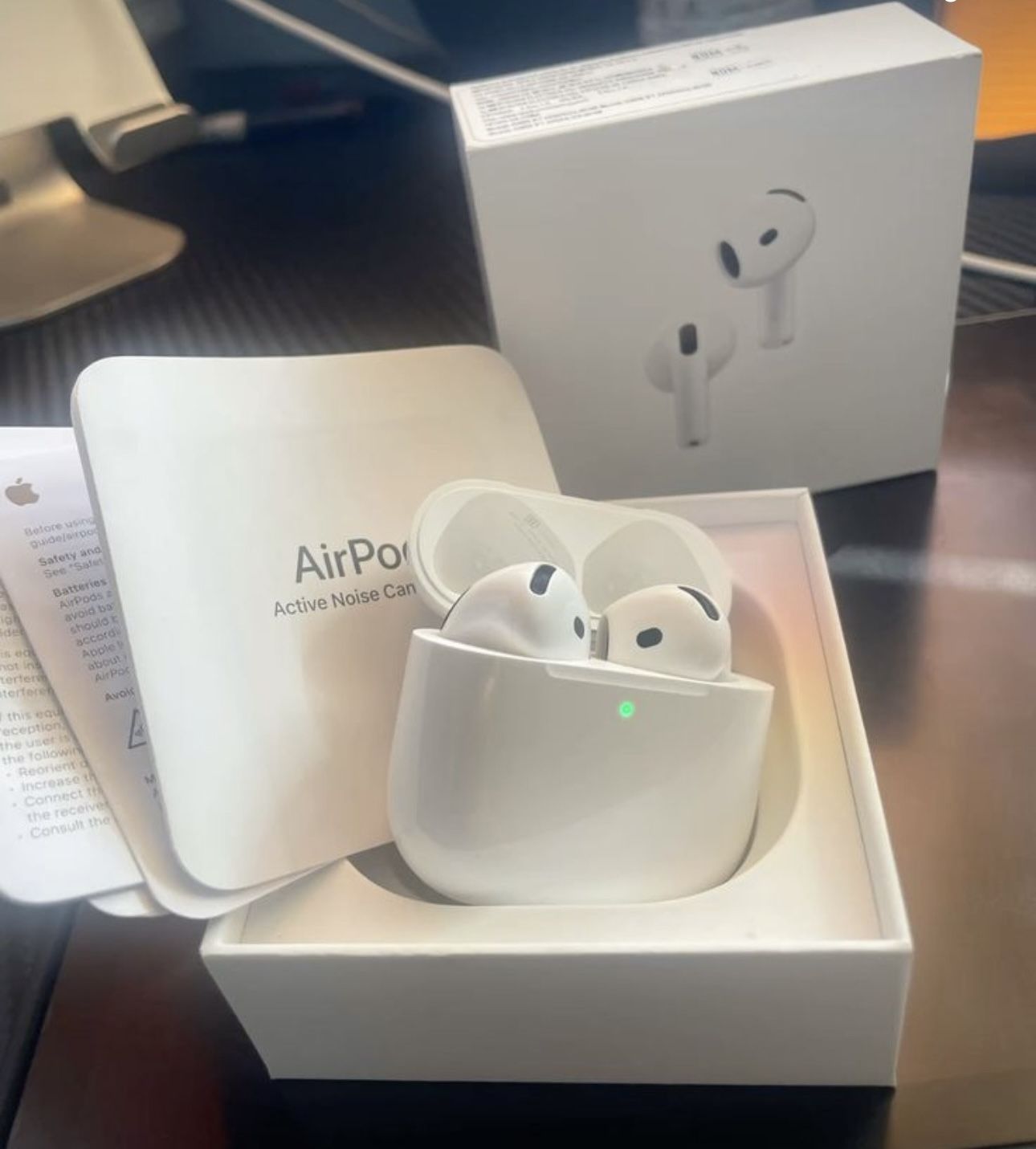 AirPods 4 ( Noise Cancellation)
