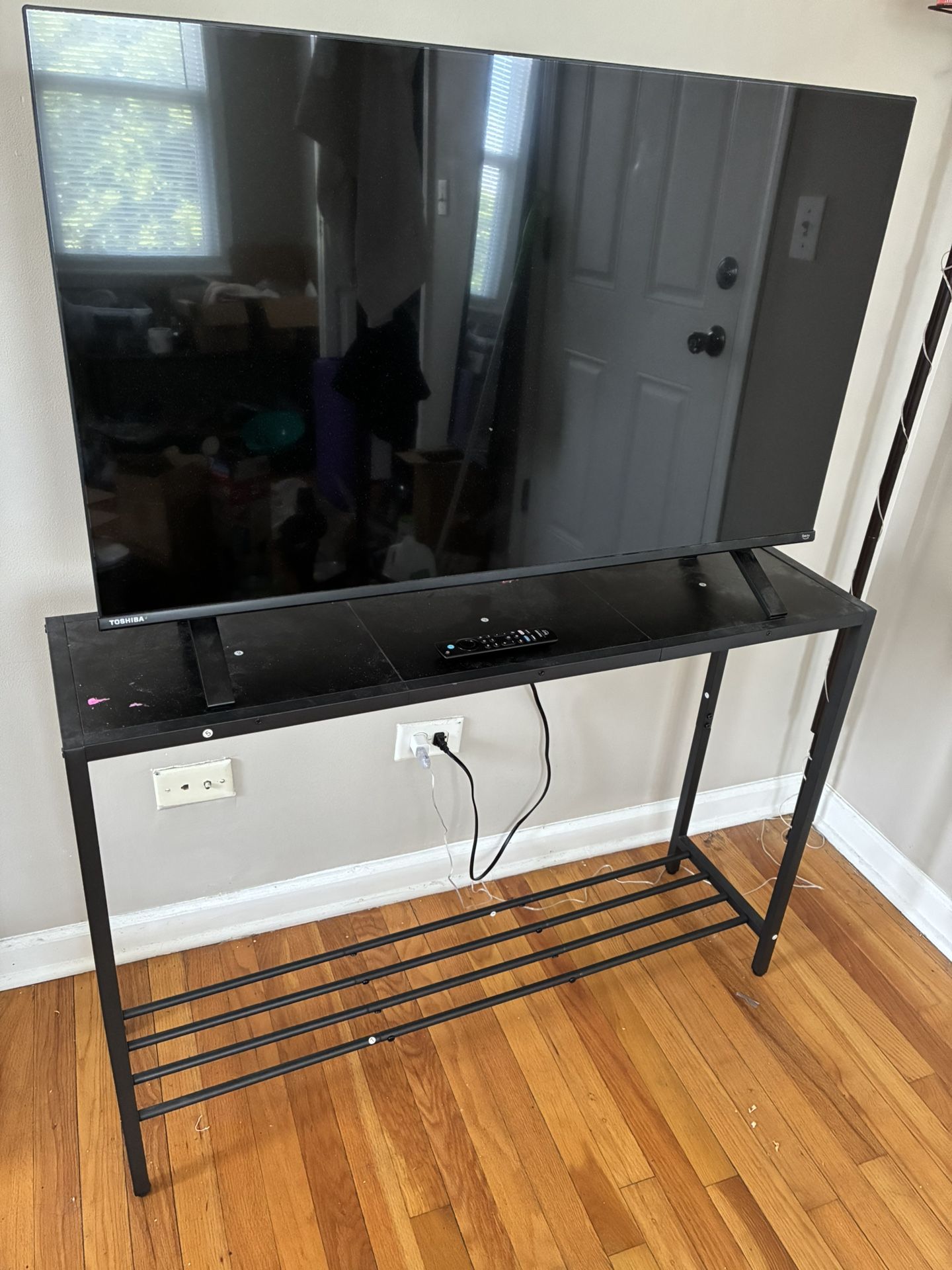 43 Inches tv With stand