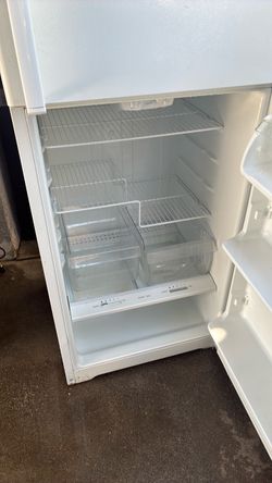 White Top-Freezer Refrigerator