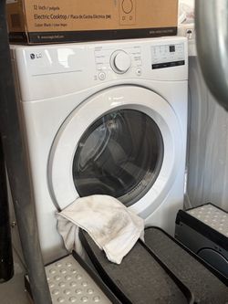 27″ LG DLG3401W 7.4 cu.ft. Front Load electric Dryer