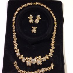 SET JEWELRY COMPLETE 14 K Laminated  Plated  GOLD