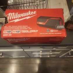 M12 M18 Bluetooth Job Site Speaker