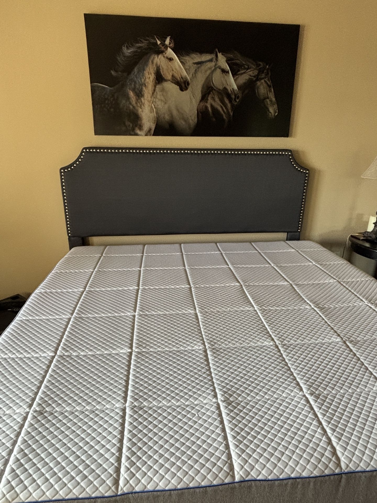 King Size Nectar Mattress Like new