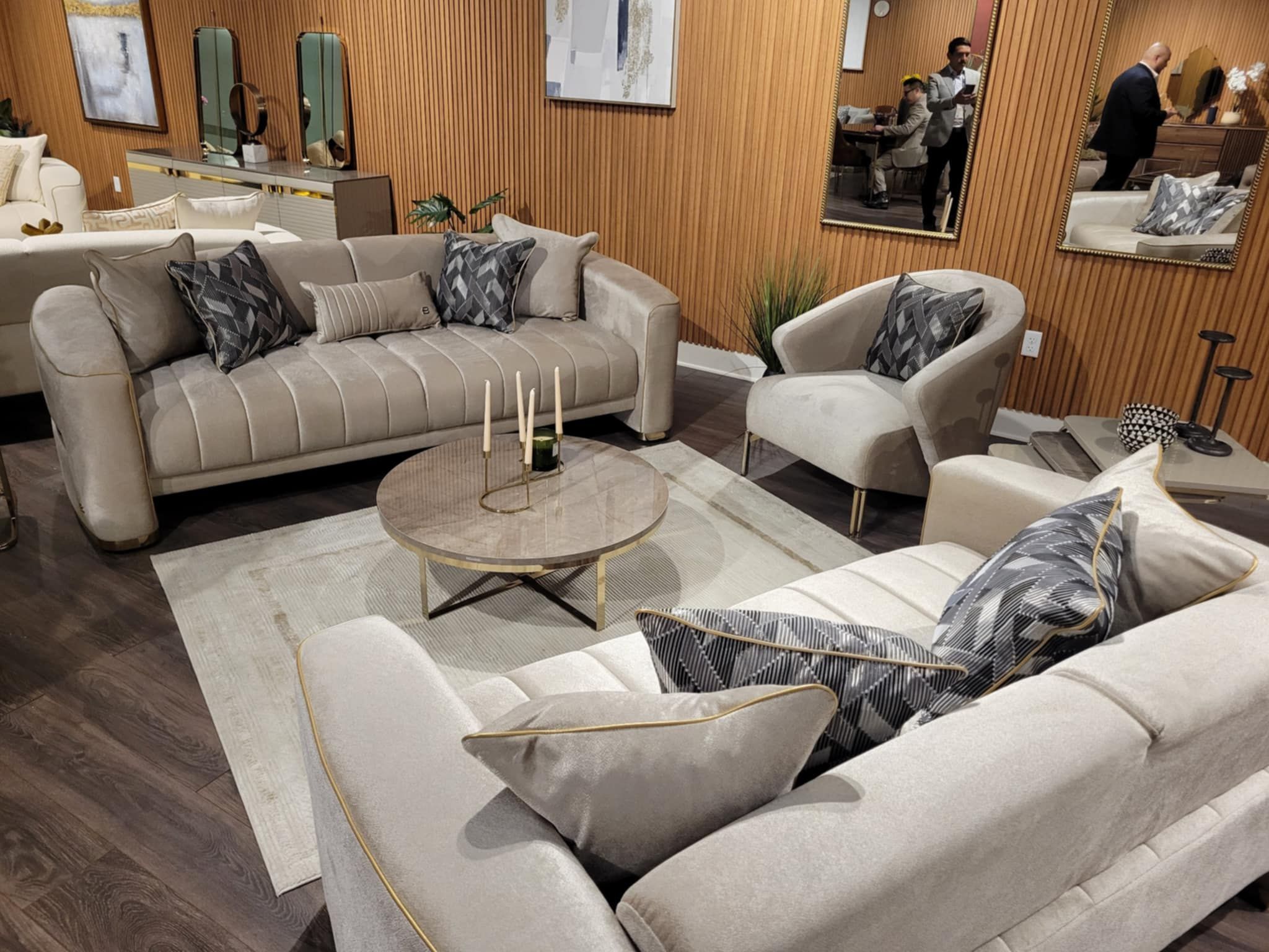 Modern Design living room set*** Sofa and Love Seat