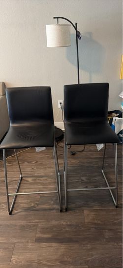 Set of 2 Black Faux Leather Bar Stools