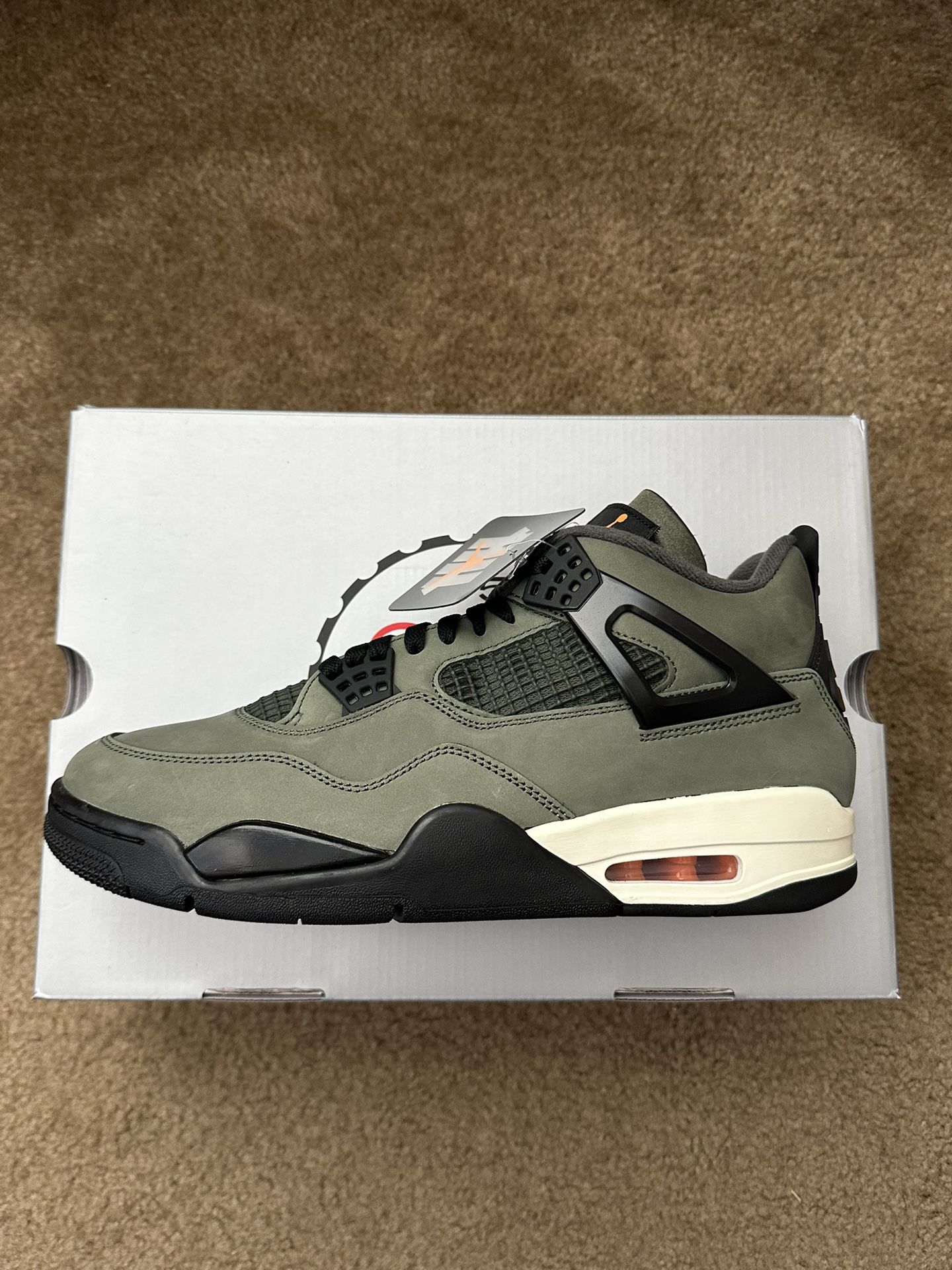 Undefeated Jordan 4s