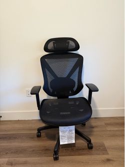 Ergonomic black desk chair