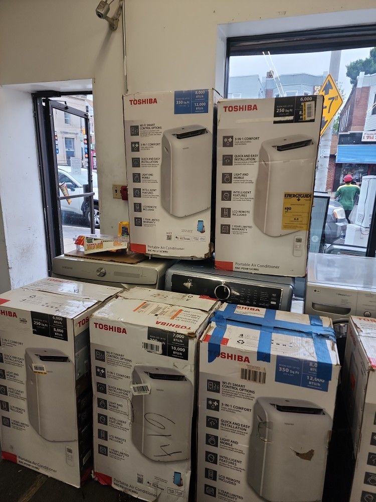 New Toshiba 8000btu Portable AC