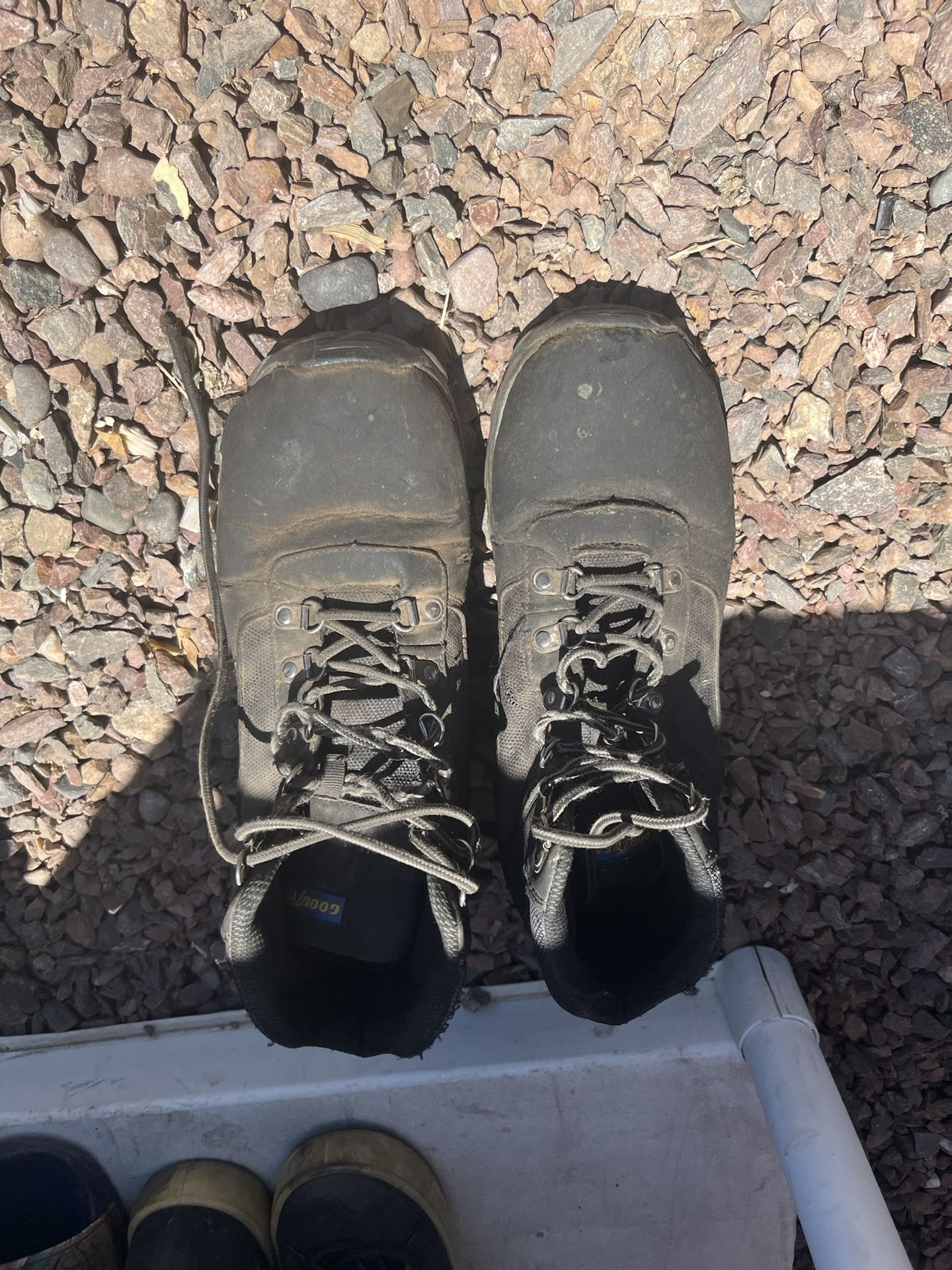 BOOTS