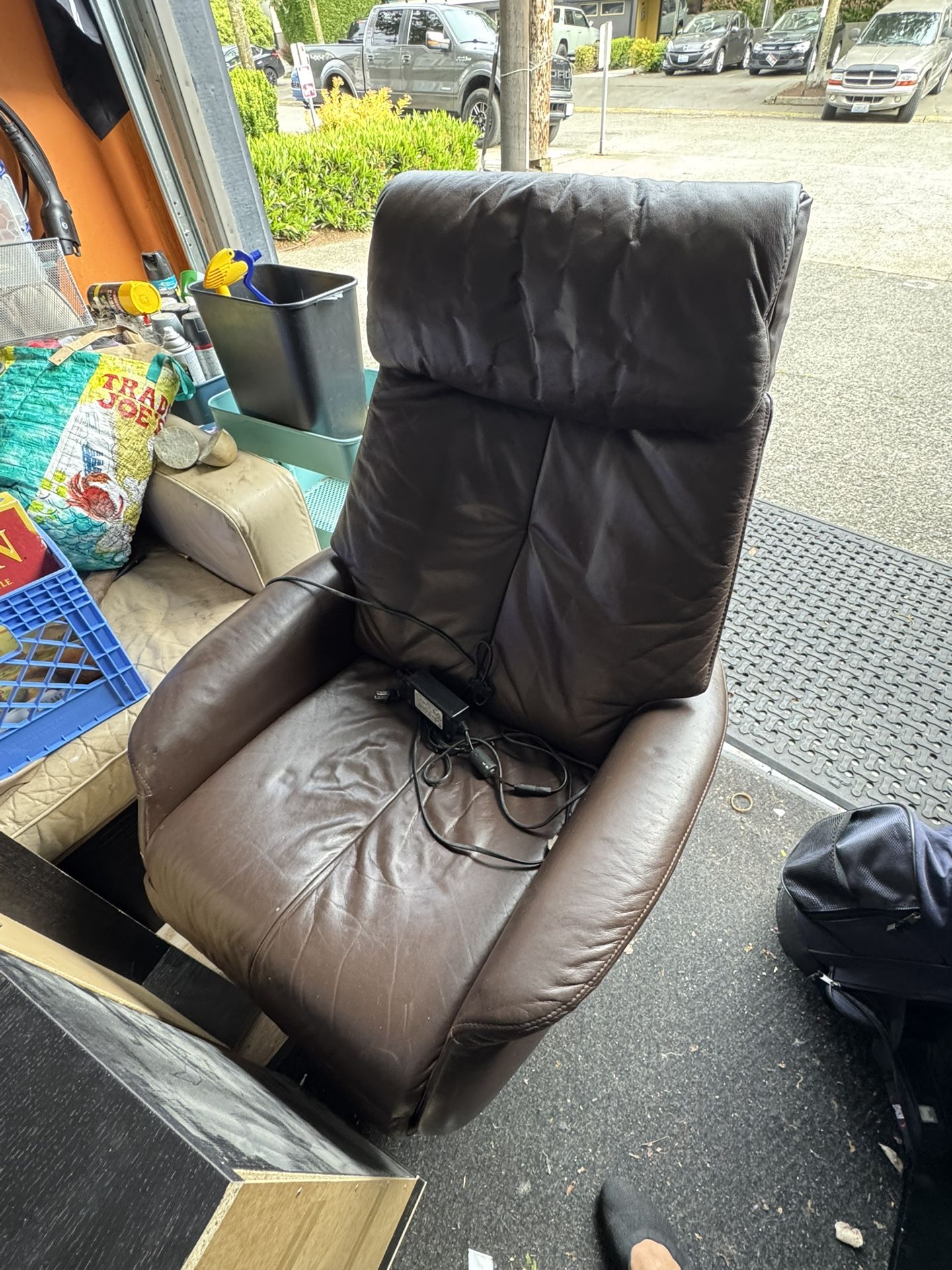 Electric Recliner Chair (brown, Leather)