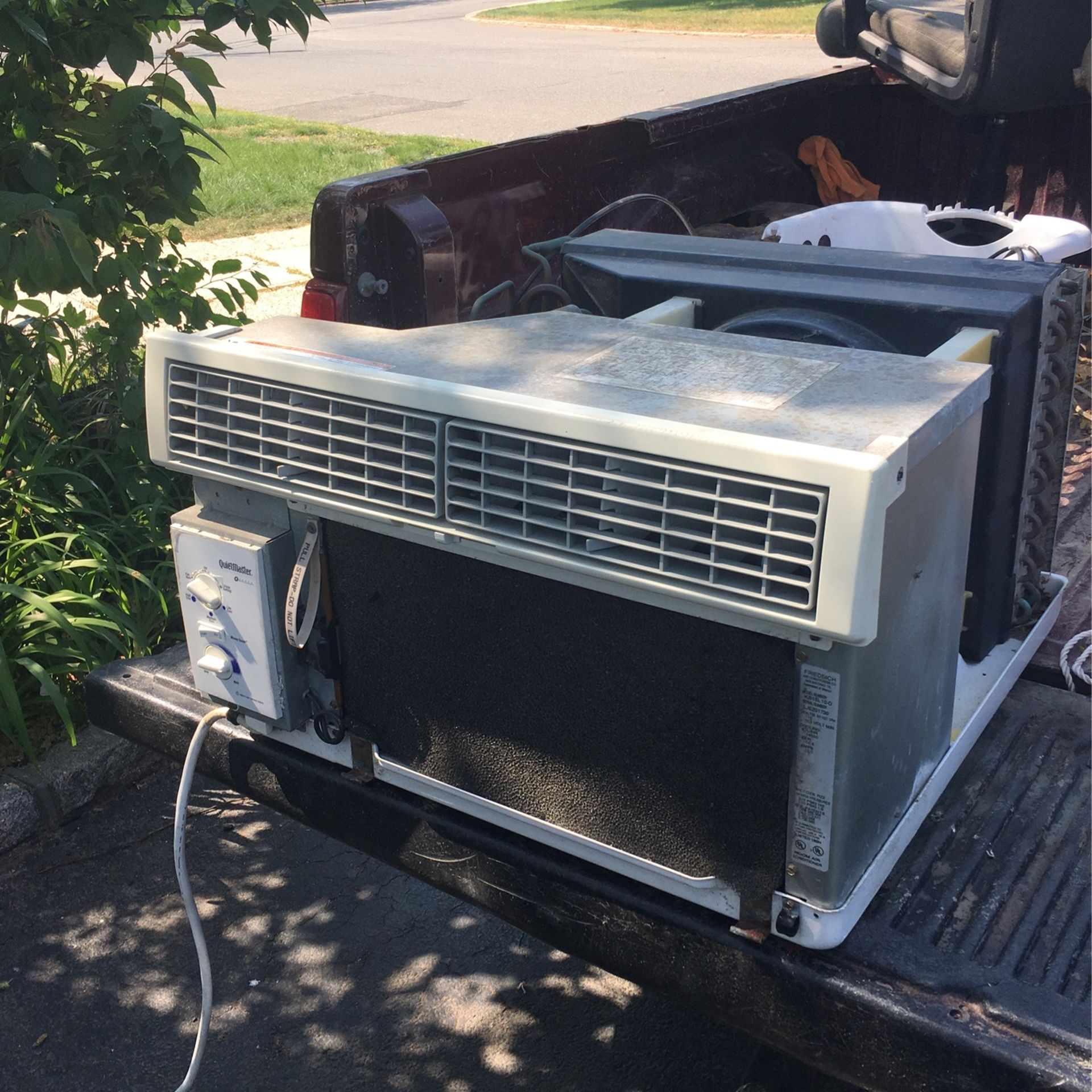 Friedrich KS15L10 QuietMaster Series 110v 14,500 BTU Room Air