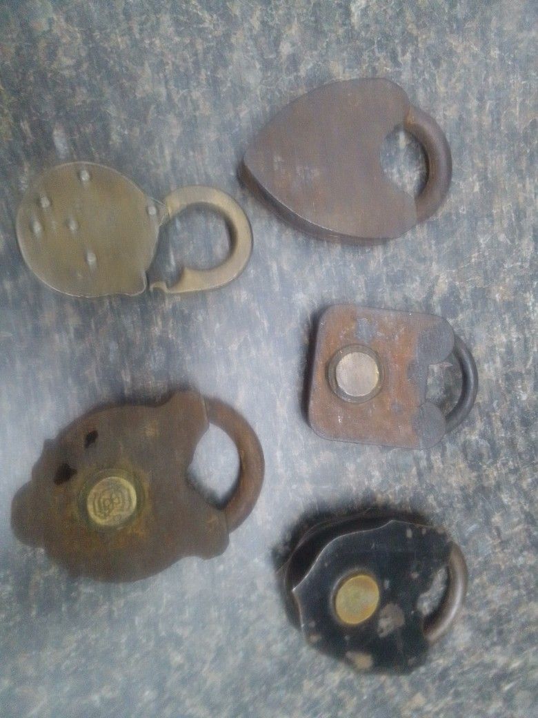 5 - Antique Locks. No keys. See Pics Description.