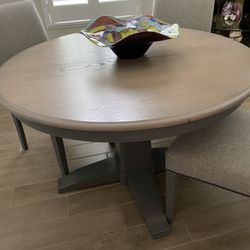 Dining Room Table With 18 Inch Leaf By Bassett