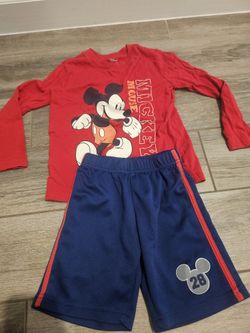 Mickey Mouse 2 Piece Outfit Size 5