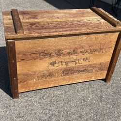 VINTAGE Western cowboy Indian pictures - TOYS STORAGE CHEST - WOODEN - GOOD CONDITION 60s