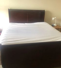Bedroom set