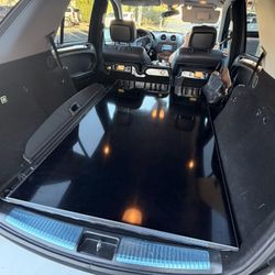 65” SAMSUNG SMART TV