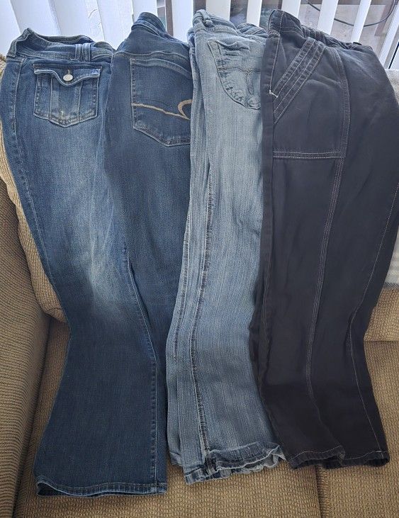 Teen Girls XS/S Clothing Lot (47 Pieces Of Clothing)