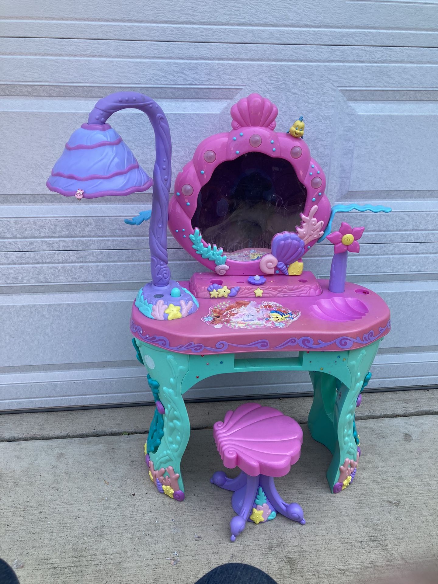 Disney Princess Ariel Salon