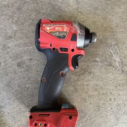 Milwaukee M18 impact