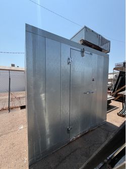 Walk-in cooler