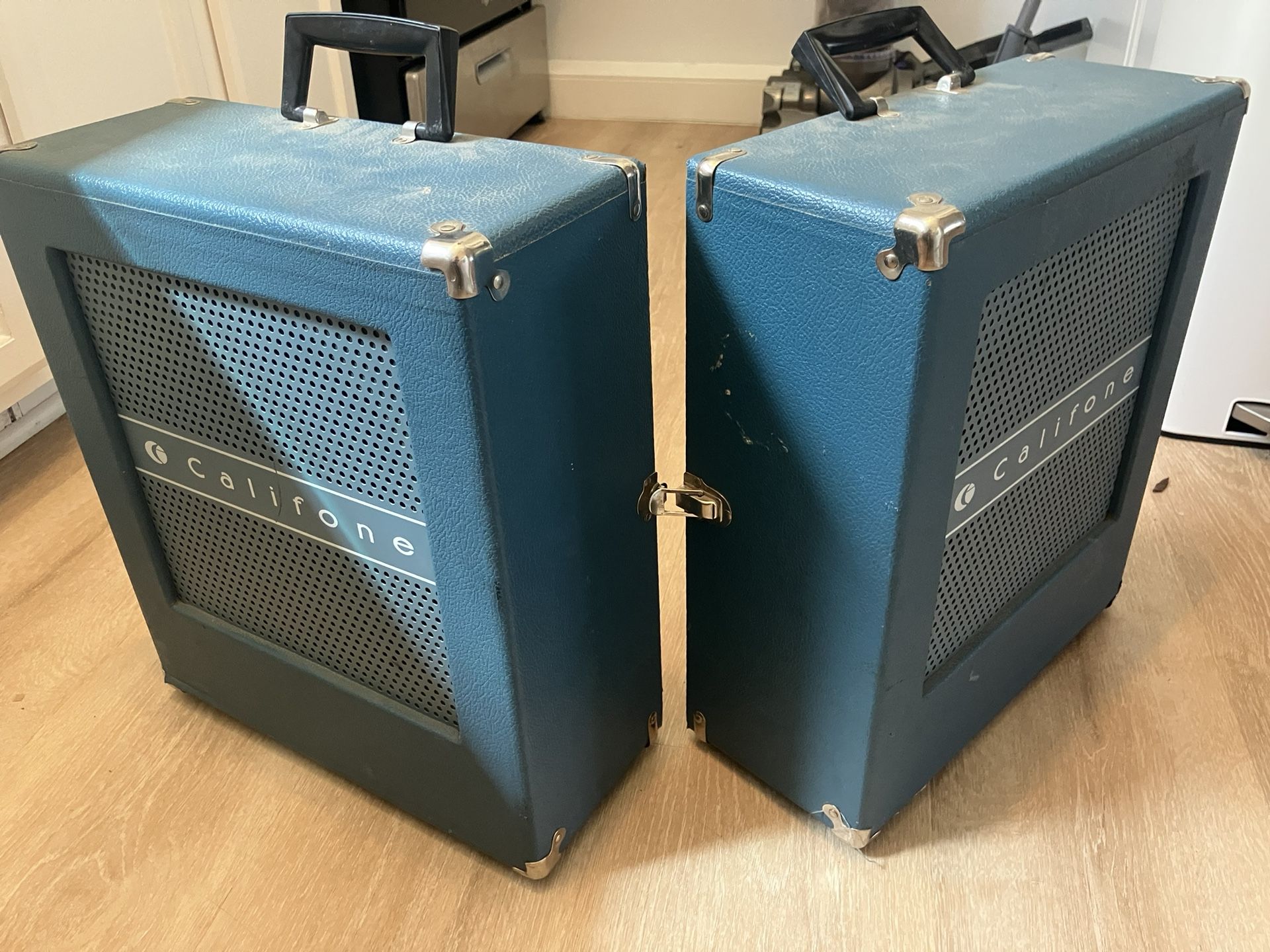 Vintage 1970s Califone locking trunk PA Speakers
