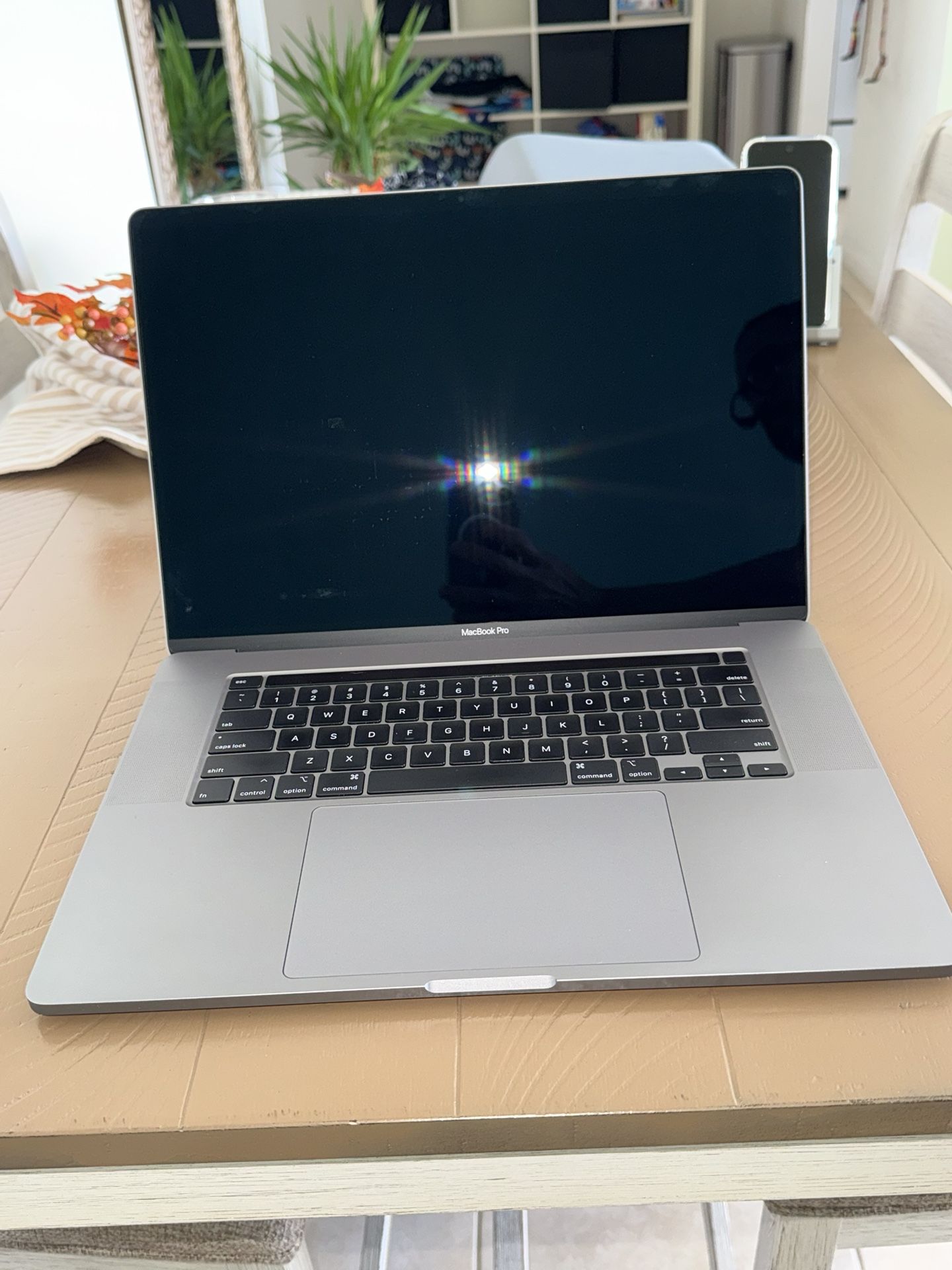 MacBook Pro 16" 2019
