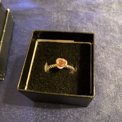 Avon 2011, Melissa Three Ring Set. 