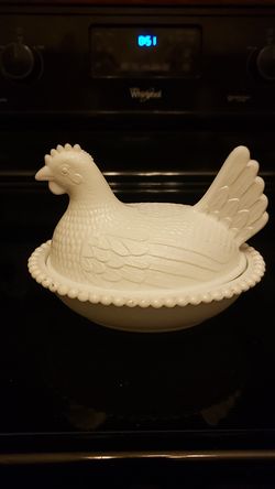 Vintage Milk Glass Lidded Chicken