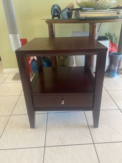 End table, file cabinet, office chair