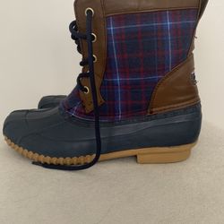 Tommy Hilfiger Navy Duck Boots Women's Size 9 Navy and Red Plaid