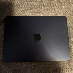 MacBook Air 13 (2024)