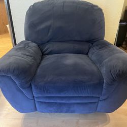 Berkline Extra Wide Rocker Recliner. EC. $150. 