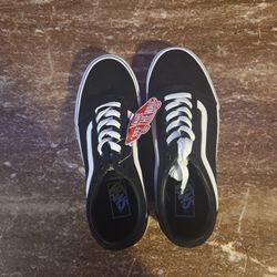 Brand new vans size 9