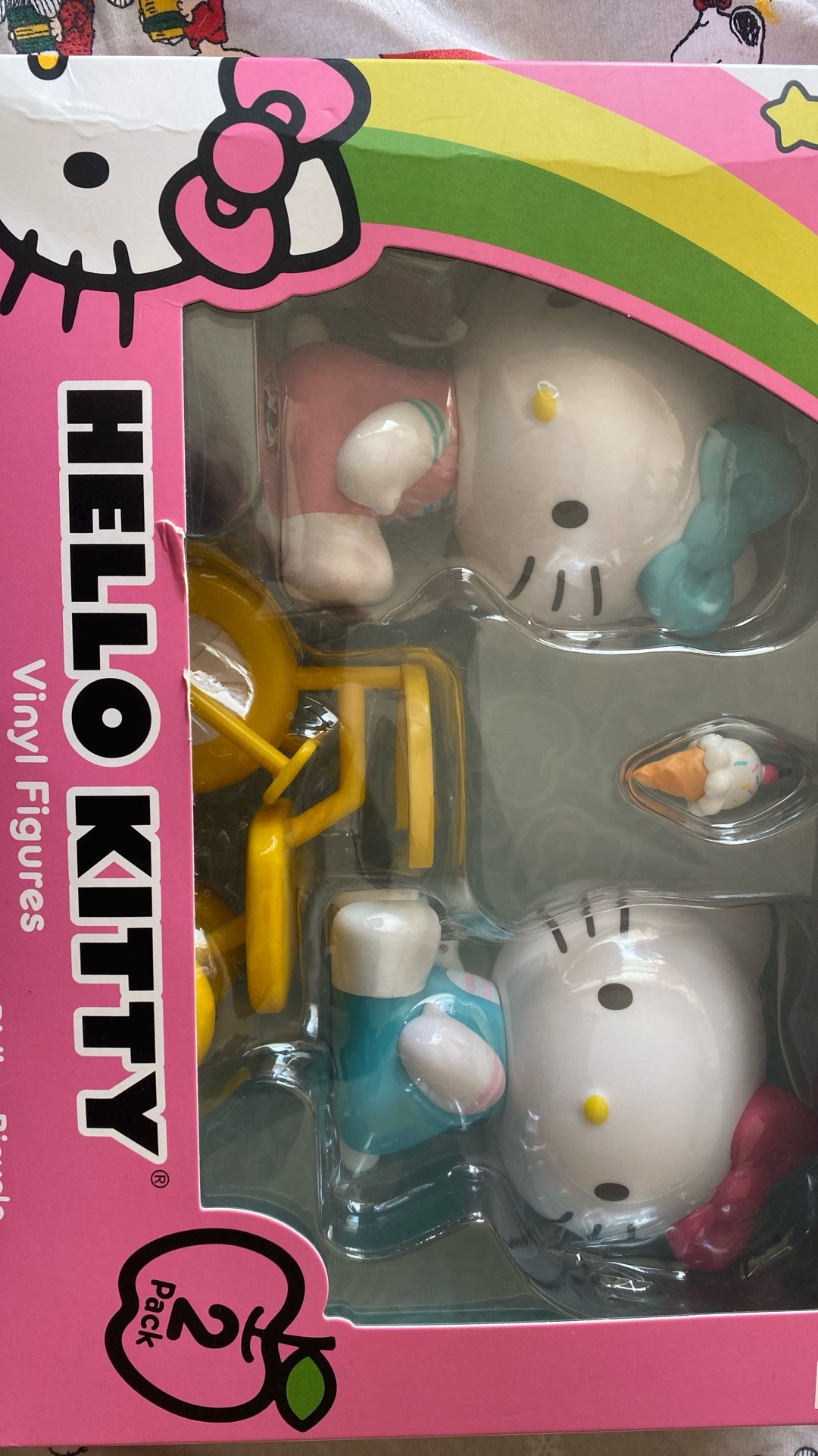 Hello kitty Vinyl figures 