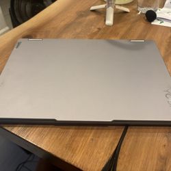 Lenovo Yoga 7i 2 In 1 Touchscreen Tablet And Laptop 