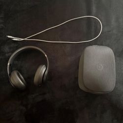 2025 Beats Studio Pro