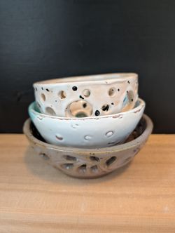 Pottery Colanders And Bowl 