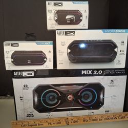 ALTEC LANSING BLUETOOTH SPEAKERS. READ DETAILS 