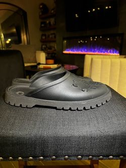 Gucci rubber clogs