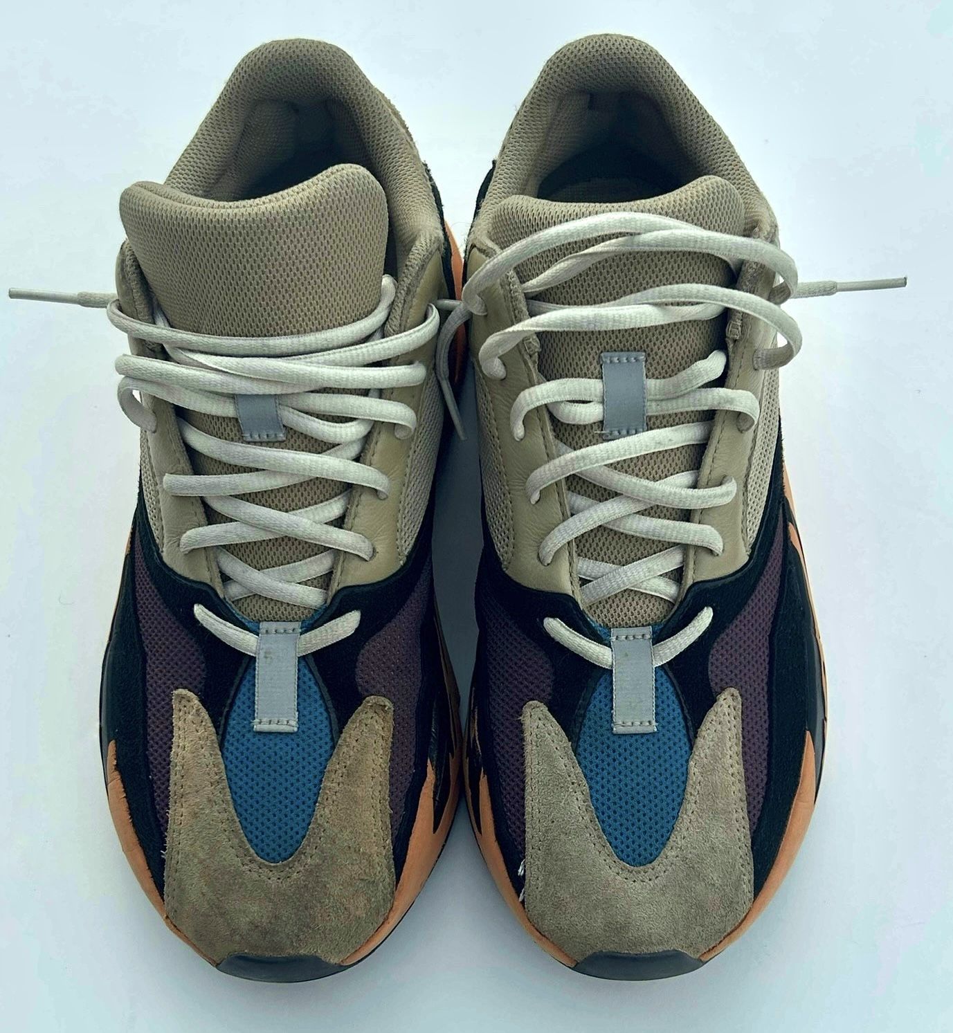 Pre-owned Adidas Yeezy Boost 700 – Size 10.5