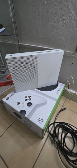 XBOX Series One S 512 GB 120 FPS