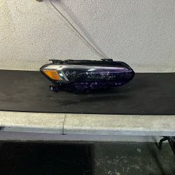 OEM 2022 - 2024 HONDA CIVIC LED HEADLIGHT RH BLACKOEM