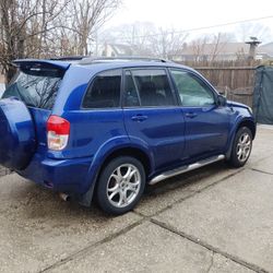 2002 Toyota Rav4. Transmission Problems. or electric I don't Know 