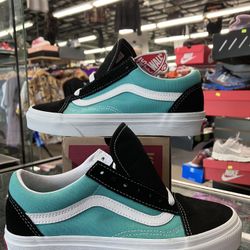 Women’s Vans Old Skool Black Waterfall